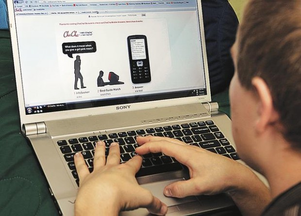 Hundreds of Tucsonans take up work as 'ChaCha guides'  