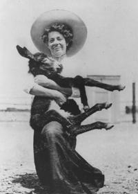 Western Women: Alice Gatliff's curio store saw role in Mexican Civil War