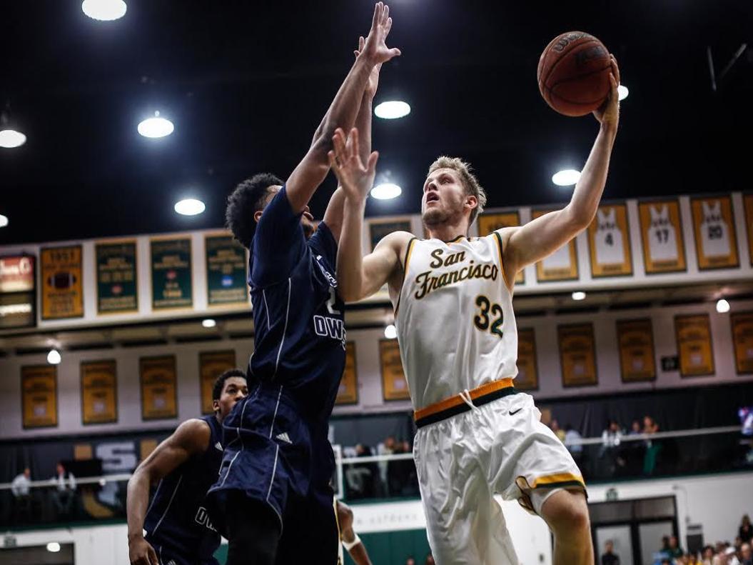 Greg Hansen Former Amphi Basketball Star Tim Derksen Ready For
