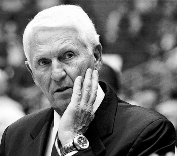 Opinion by Greg Hansen : Recruiting skills defy Olson's age  