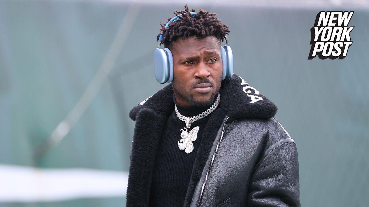 Antonio Brown shows lack of class again by trolling Tom Brady with