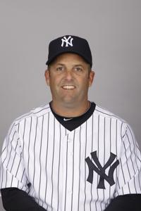 UA's '89 All-Pac-10 outfielder Long fired, hired in New York