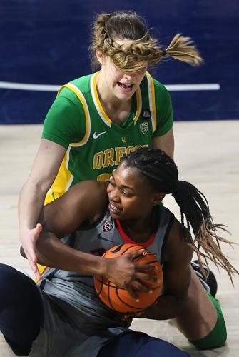 011521-spt-ua womens hoops-p12.jpg