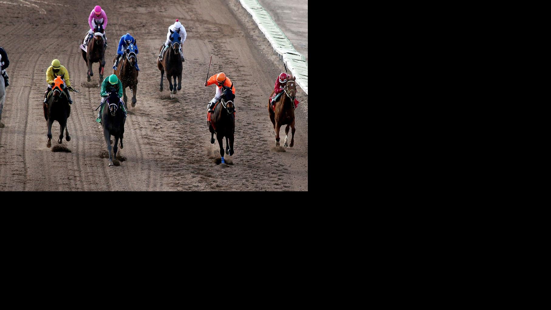Photos Horse racing returns to Rillito Park