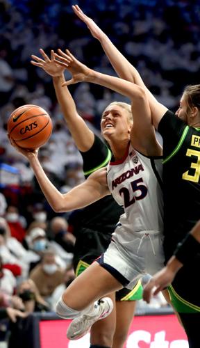 020522-tuc-spt-uawomenshoops-p3