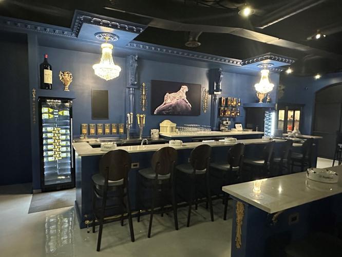 La Maison El Septimo Lounge & Bar