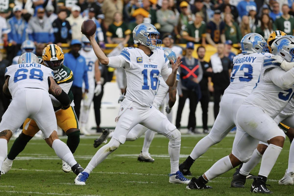 Lions Packers Football