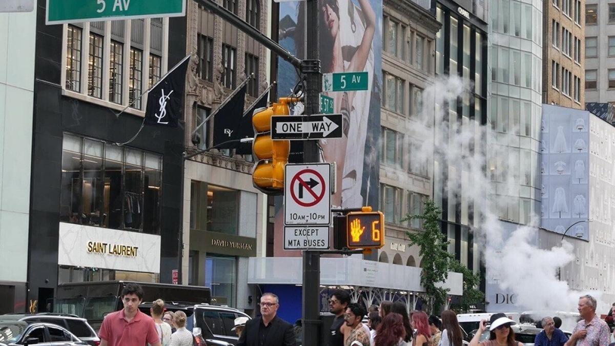 The 10 most (and least) affordable cities for retail workers looking to rent