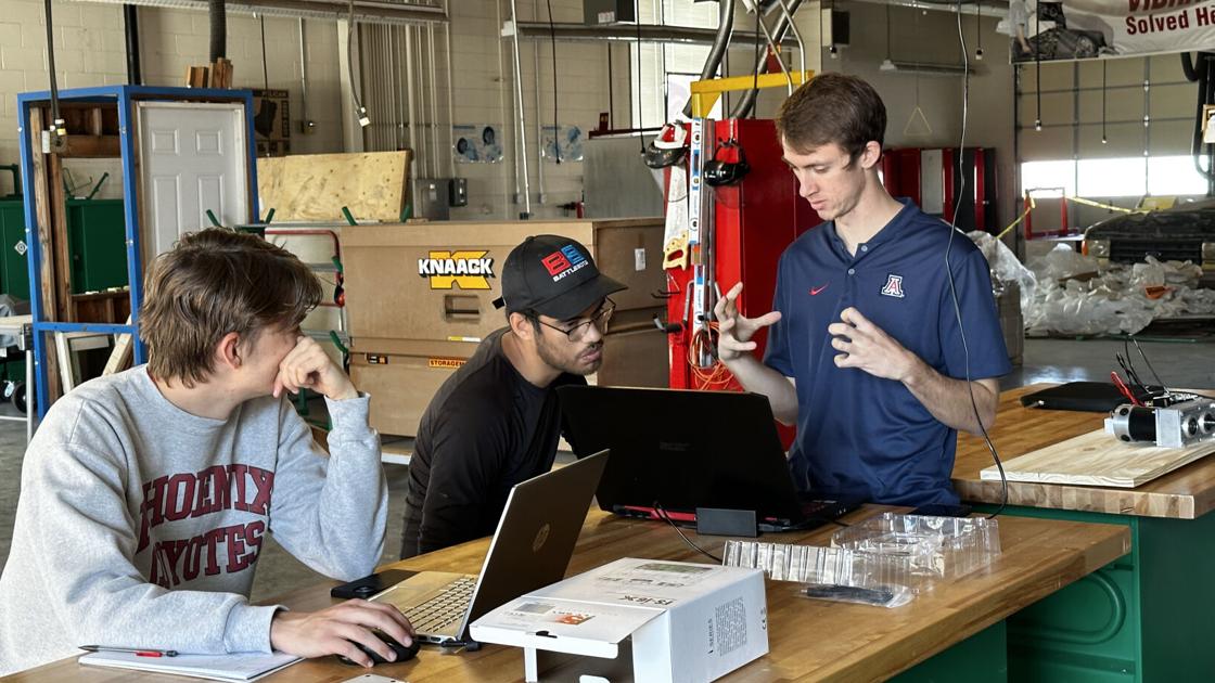 U of A engineering seniors pursue rookie spot on “Battlebots” TV show
