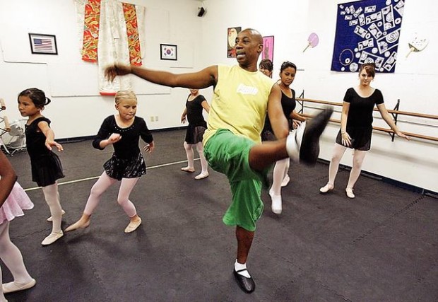 In S. Tucson, they're Dancing in the Streets