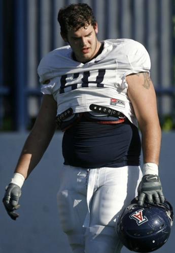 Arizona Football: Fiery attitude gives UA tackle his edge   