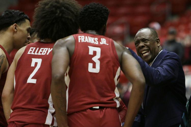 042521-tuc-spt-pac12hotline-p2