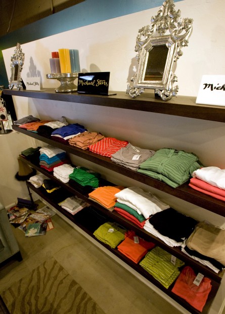 Tucson fashion house extends hours   