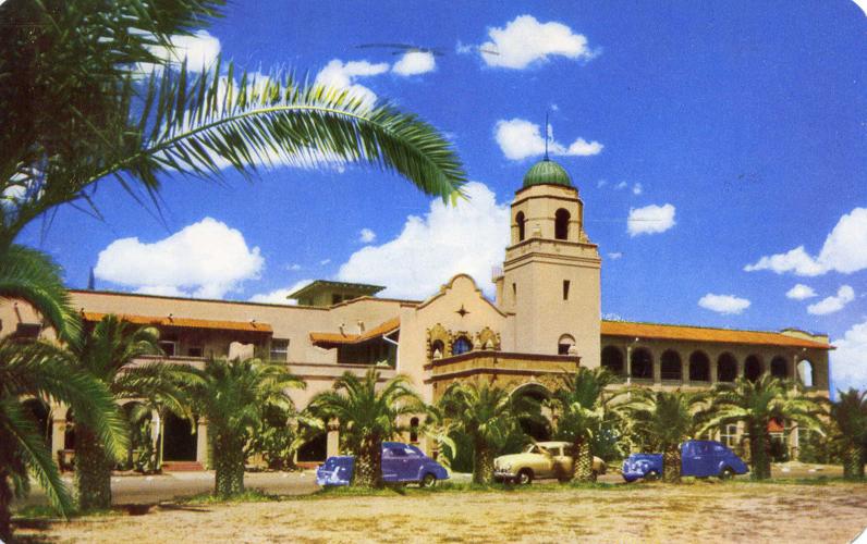 El Conquistador Hotel / El Con Mall