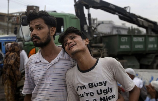 Pakistan fires kill 283; lax safety efforts blamed    