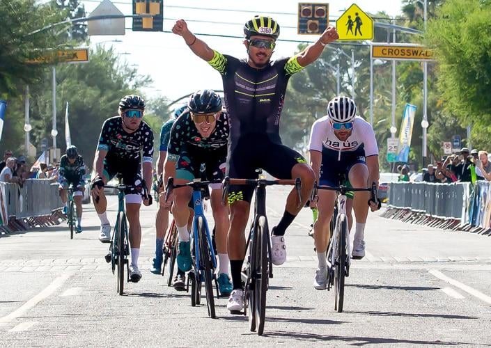 2021 El Tour de Tucson bicycle race (LE)