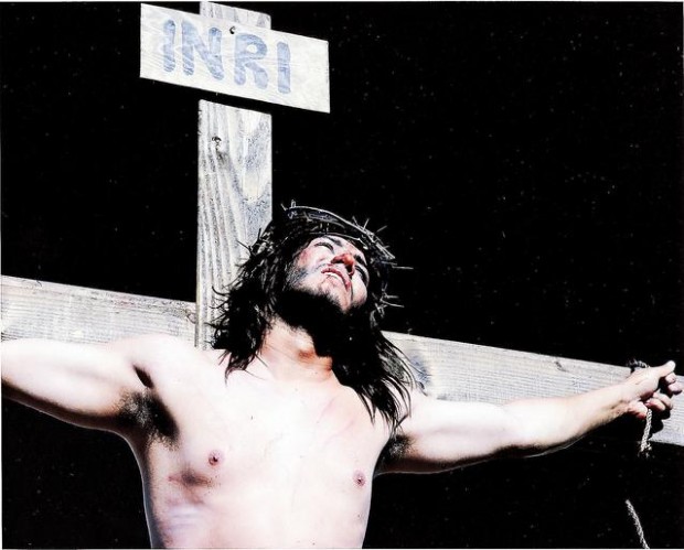 Viven la Pasión de Cristo  