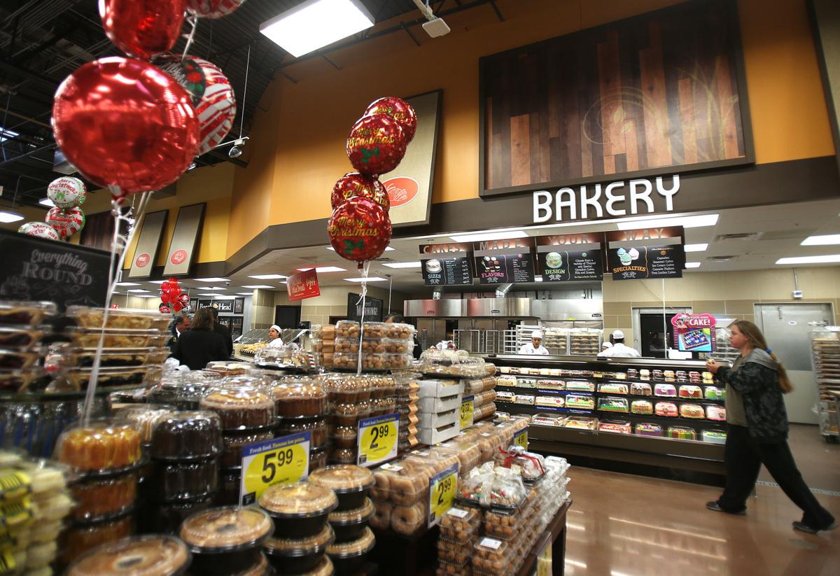 Fry's Food and Drug opens in southwest Tucson