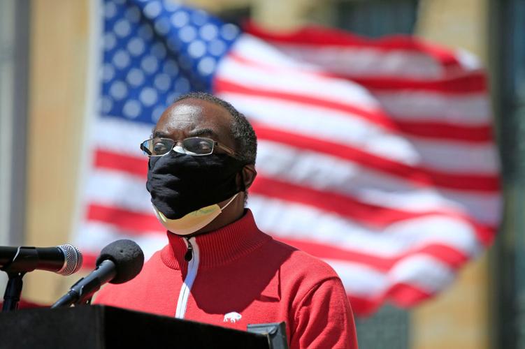 Mayor-Byron-Brown-Juneteenth-flag-Scull-Buffalo
