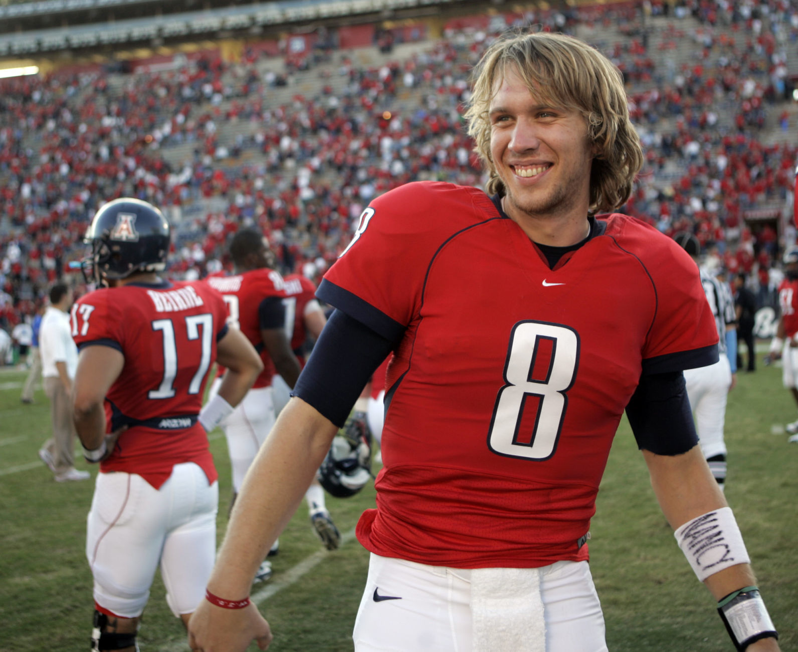 Nick Foles appears on College Football 