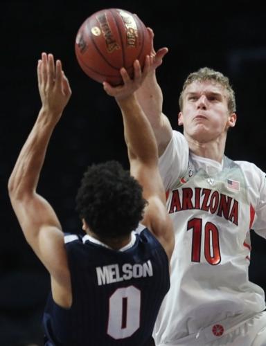 No. 8 Gonzaga Bulldogs vs. No. 16 Arizona Wildcats college basketball
