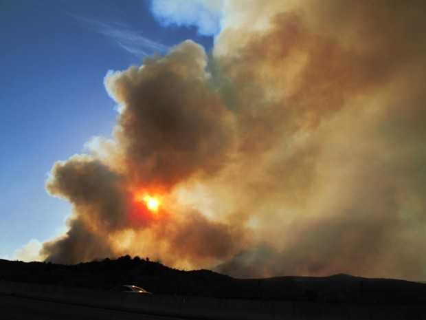 Human cause cited in big 2011 wildfires    