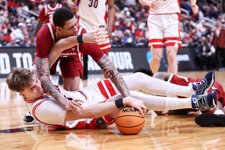 APTOPIX NCAA Arkansas Arizona Basketball