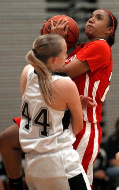 Mountain View girls vs. Tucson