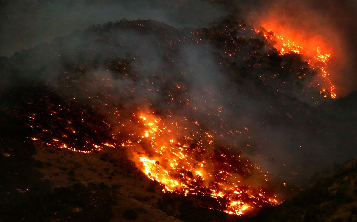 Wildfire burns along western edge of Ft. Huachuca