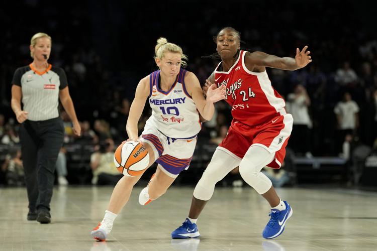 BASKETBALL-WNBA-LV-PHO/