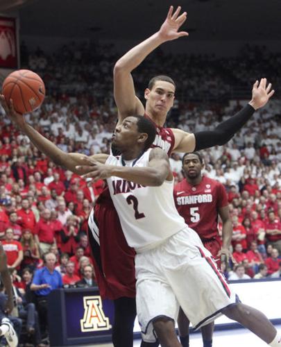 Pac-12 basketball: No. 7 Arizona 73, Stanford 66: Cats shake off Cardinal    