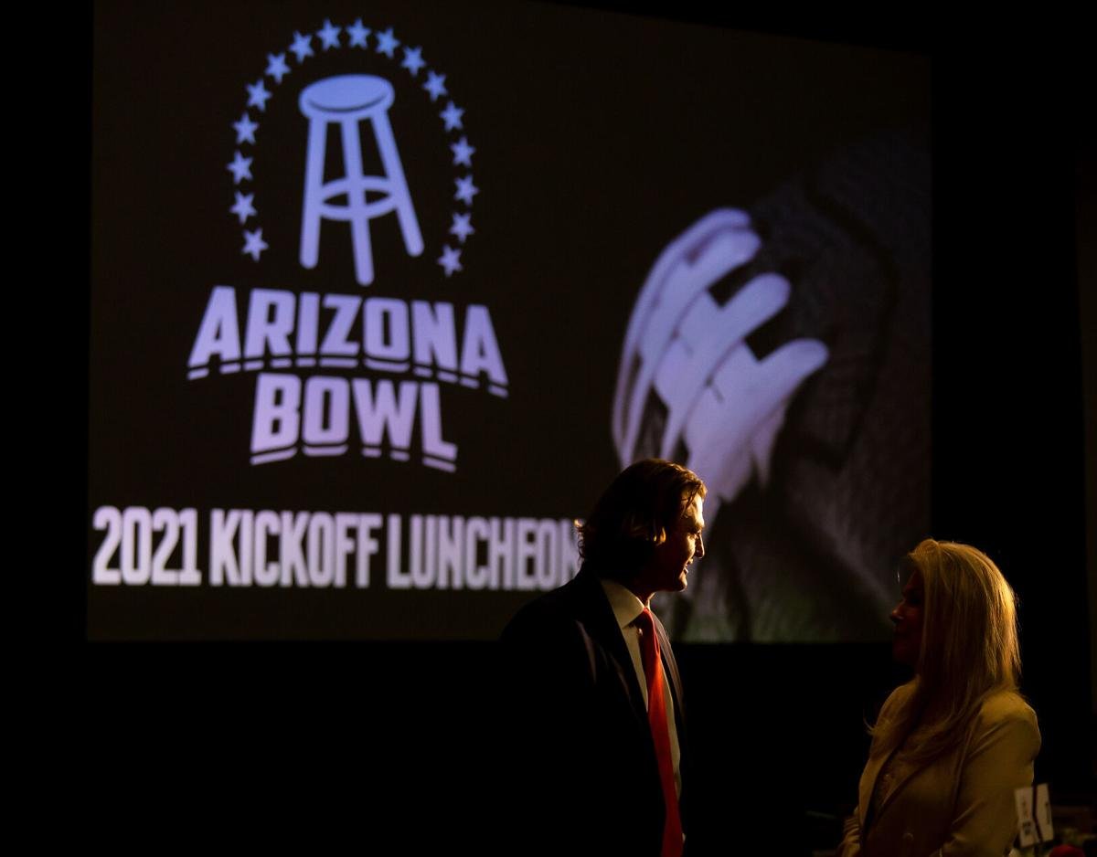 122421-tuc-spt-bowls-p1