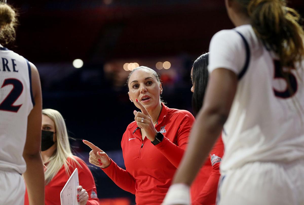 USC makes Dawn Staley one of the nation's highest-paid women's basketball  coaches, South Carolina