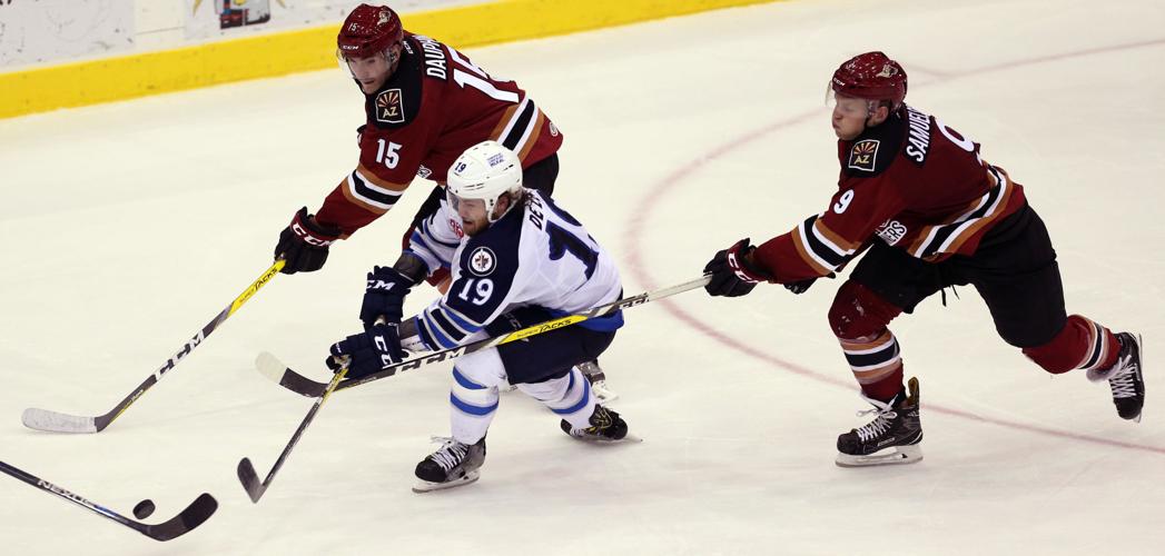 Tucson Roadrunners vs Manitoba Moose