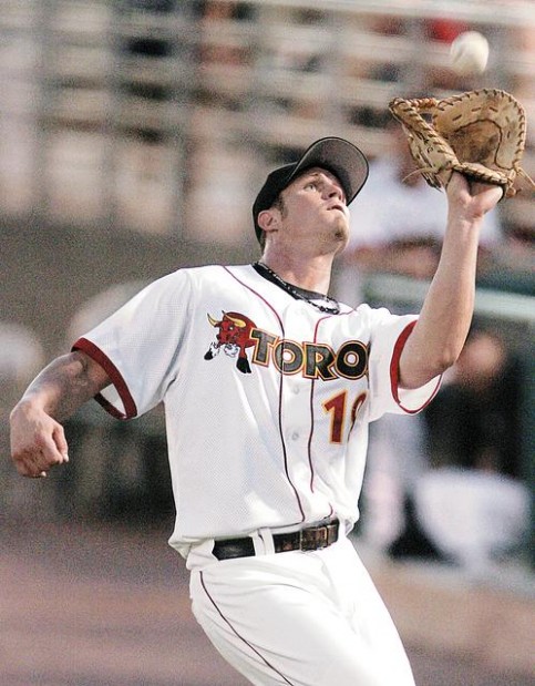Pitching-starved Toros eager for 'fresh start'  
