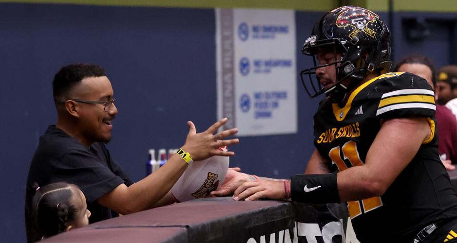 Sugar Skulls vs San Antonio