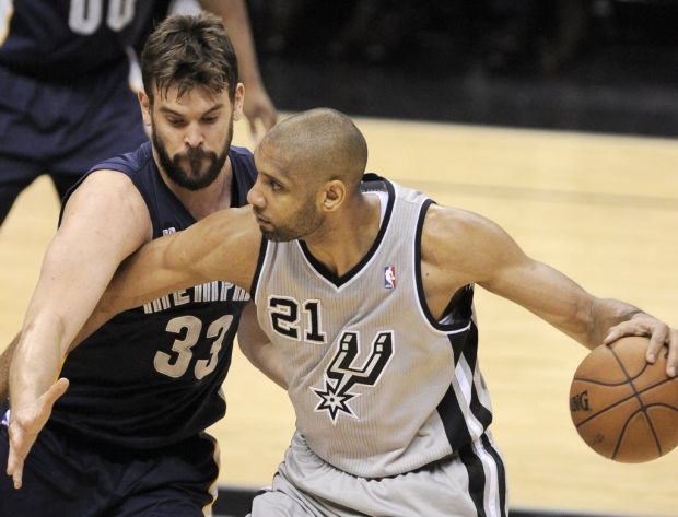 NBA Playoffs: Spurs 105, Grizzlies 83: Spurs look like champions of past    