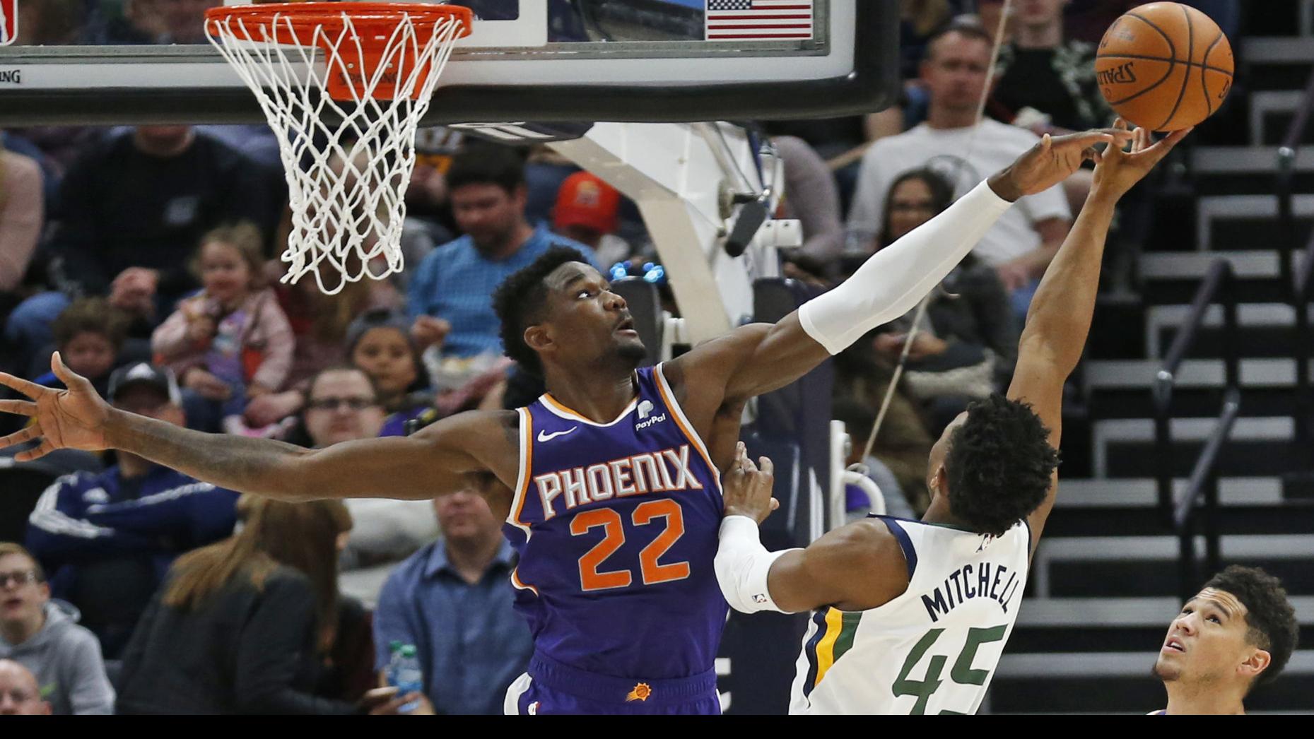 With Ayton And Booker In Place Phoenix Suns Don T Feel Pressure