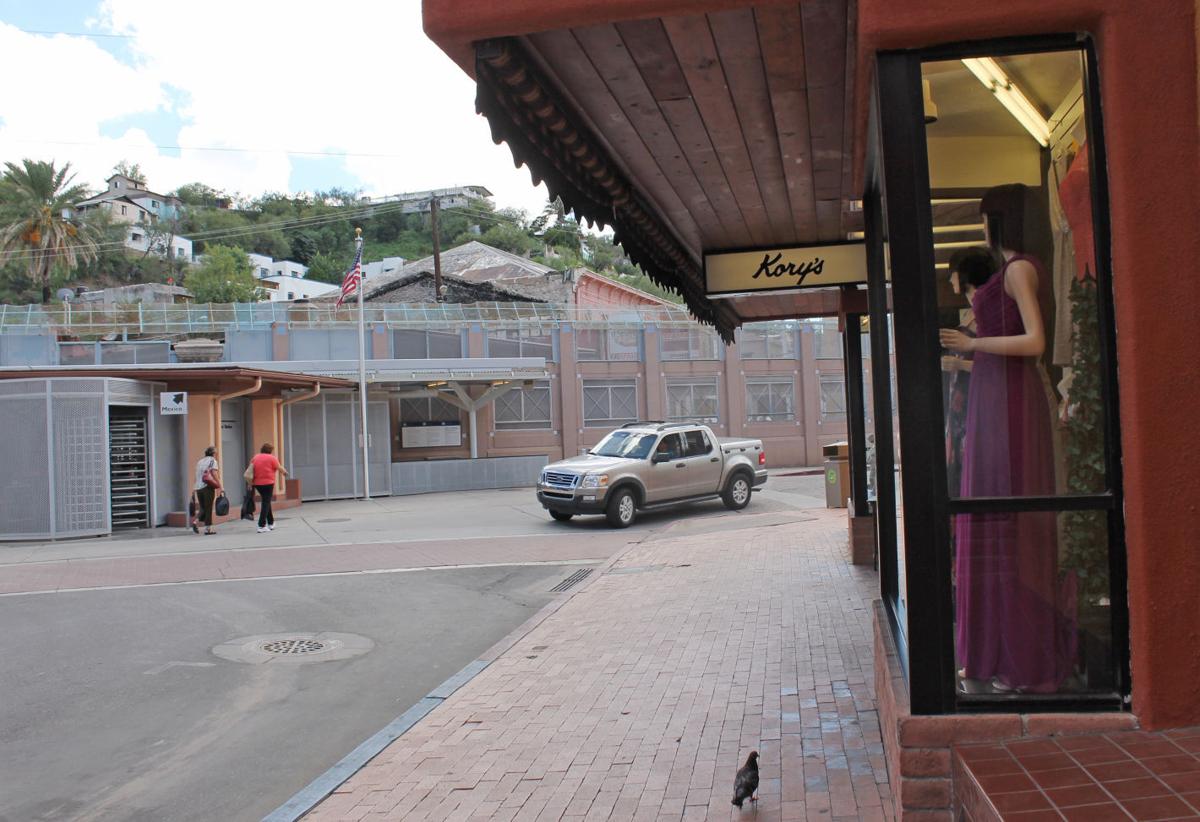 Strong dollar hurting sales for Nogales stores News About Tucson and