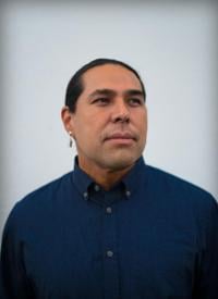 Activist and actor to address U of A Native American graduates