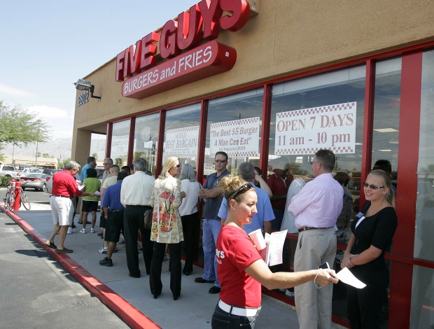 International burger chain debuts here