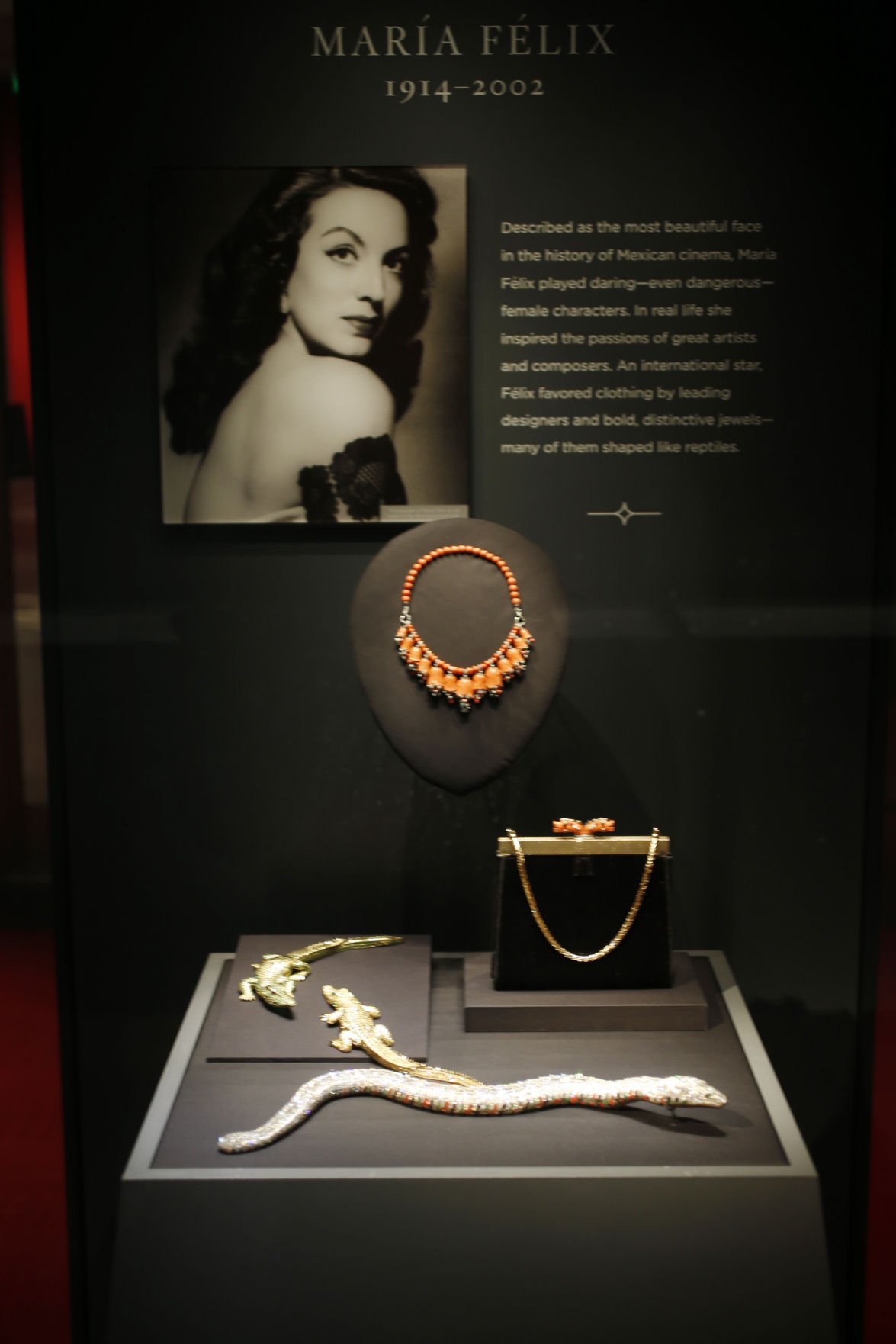 Muestran joyas de María Félix en exposición | Gente ...