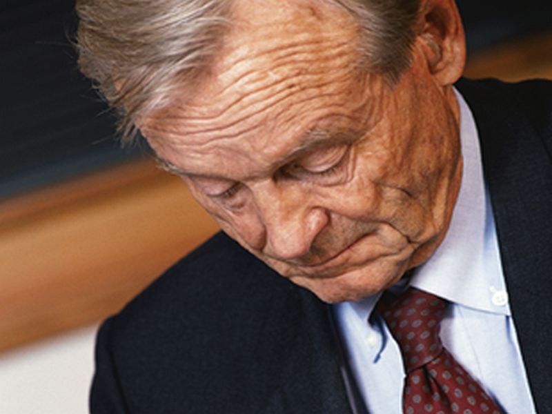 Could loneliness be an early sign of Alzheimer's disease?