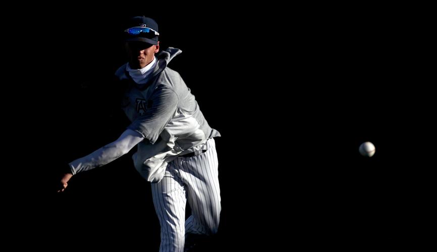 061121-tuc-spt-uabaseball-p2