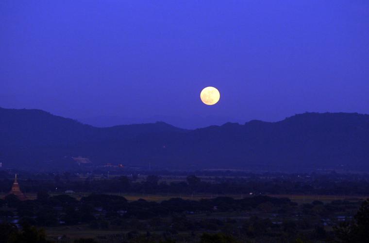Myanmar Supermoon