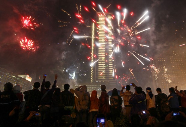 The world celebrates the New Year