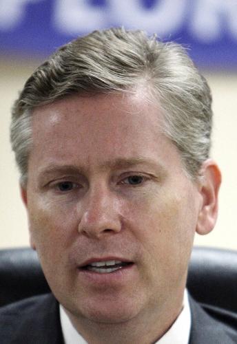 Thomas, Horne take off gloves in GOP race for AG   