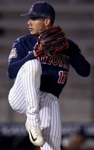 040619-spt-ua baseball-p13.jpg