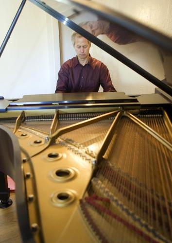 Hanson readies Mozart for TSO's season opener   