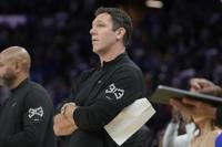 No shortage of ex Wildcats in NBA asssistant coaching roles